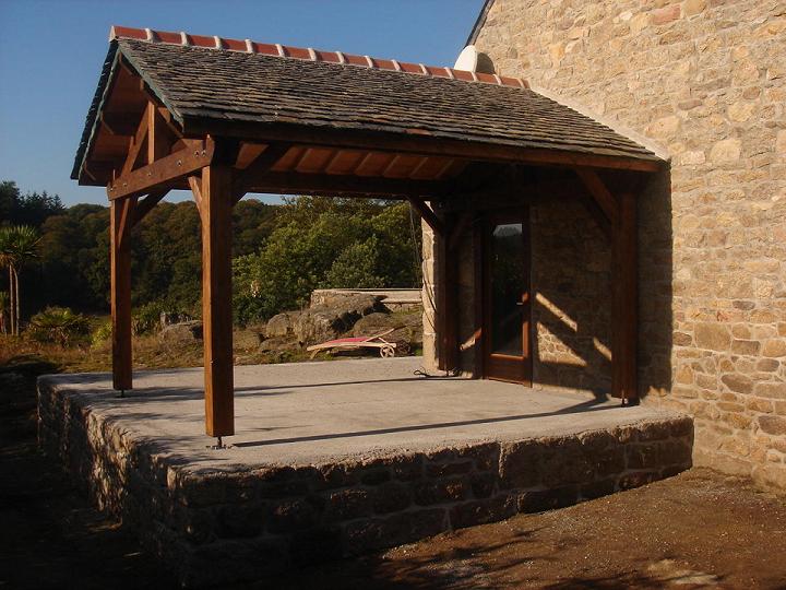 Auvent de terrasse bois traité